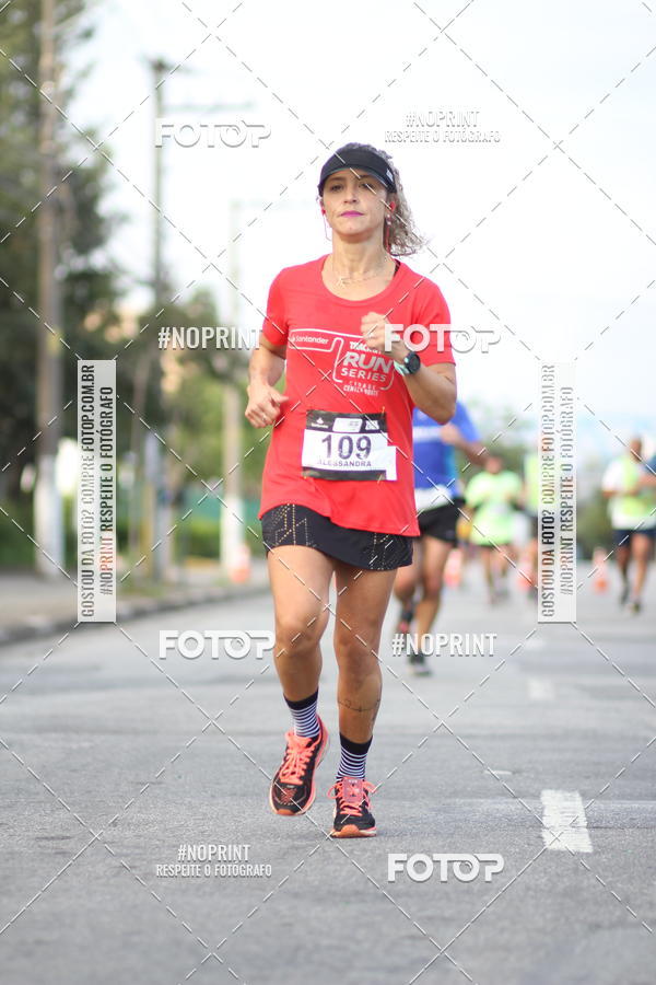 Compra tus fotos del eventoSantander Track&Field Run Series - Cidade Center Norte En Fotop