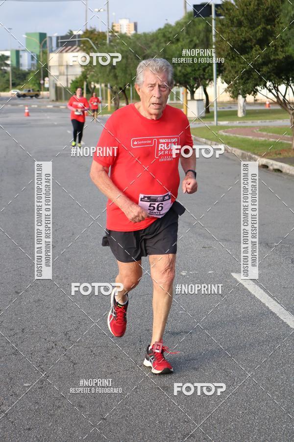 Compre as suas fotos do eventoSantander Track&Field Run Series - Cidade Center Norte no Fotop