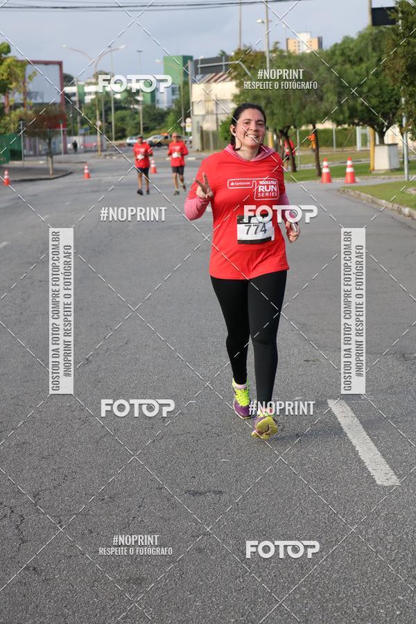 Compre suas fotos do eventoSantander Track&Field Run Series - Cidade Center Norte no Fotop