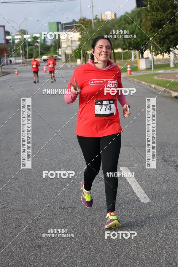 Compre as suas fotos do eventoSantander Track&Field Run Series - Cidade Center Norte no Fotop