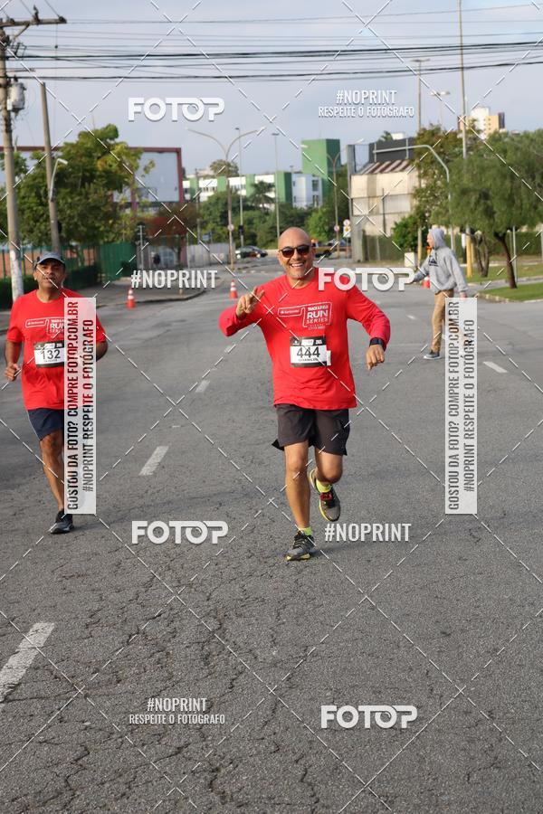 Compre suas fotos do eventoSantander Track&Field Run Series - Cidade Center Norte no Fotop