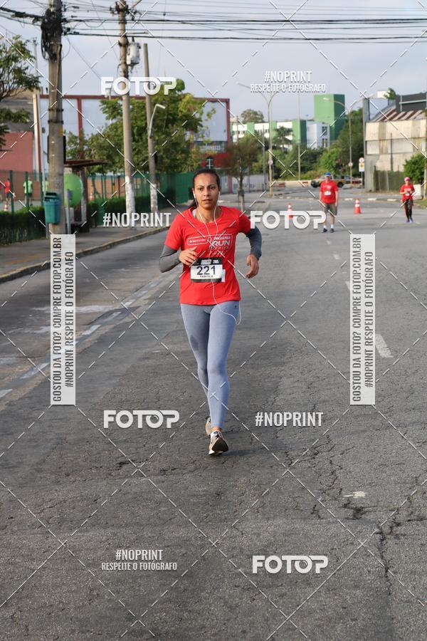 Compre suas fotos do eventoSantander Track&Field Run Series - Cidade Center Norte no Fotop