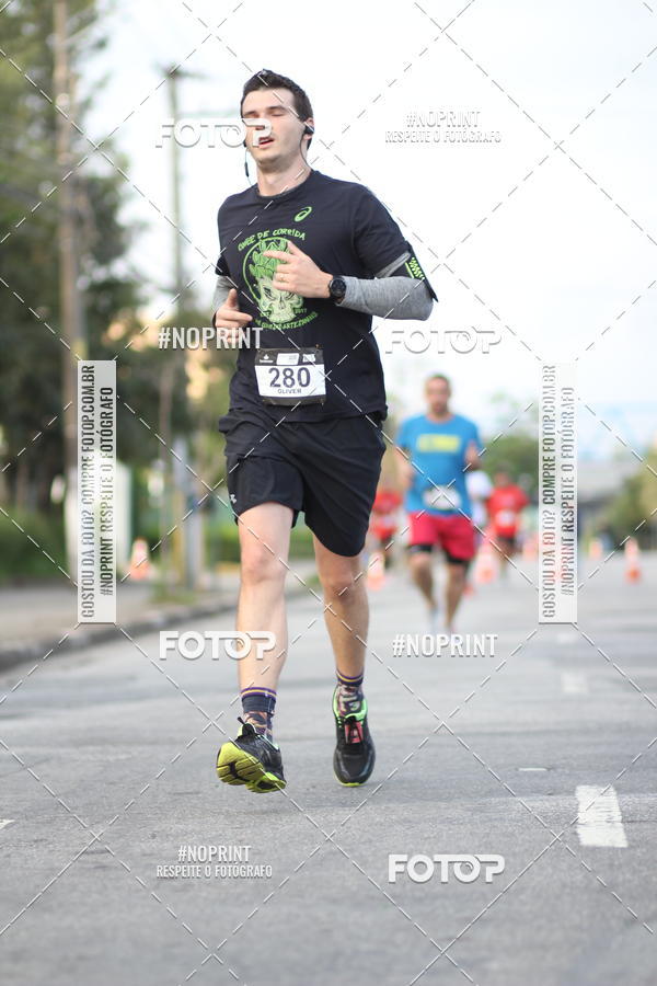 Compra tus fotos del eventoSantander Track&Field Run Series - Cidade Center Norte En Fotop