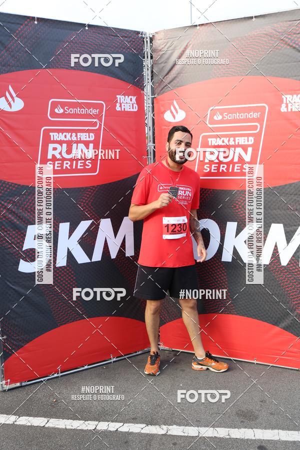 Achetez vos photos de l'vnementSantander Track&Field Run Series - Cidade Center Norte sur Fotop