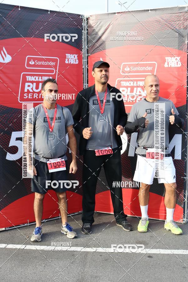 Achetez vos photos de l'vnementSantander Track&Field Run Series - Cidade Center Norte sur Fotop