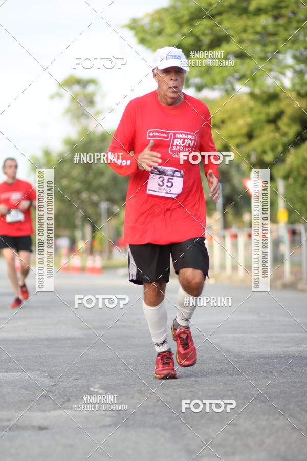 Compre suas fotos do eventoSantander Track&Field Run Series - Cidade Center Norte no Fotop