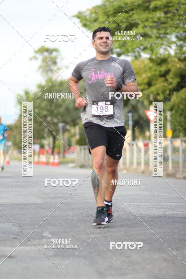 Compre suas fotos do eventoSantander Track&Field Run Series - Cidade Center Norte no Fotop