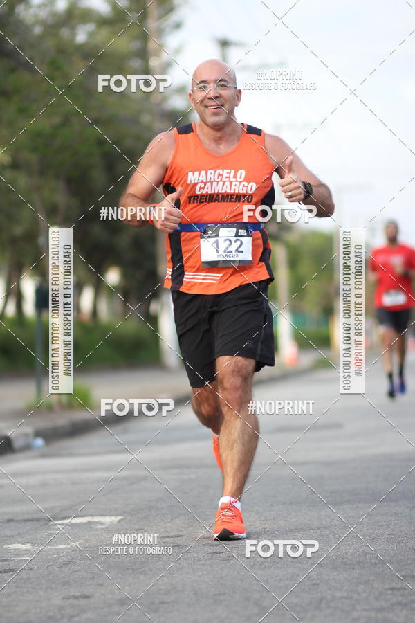 Achetez vos photos de l'vnementSantander Track&Field Run Series - Cidade Center Norte sur Fotop