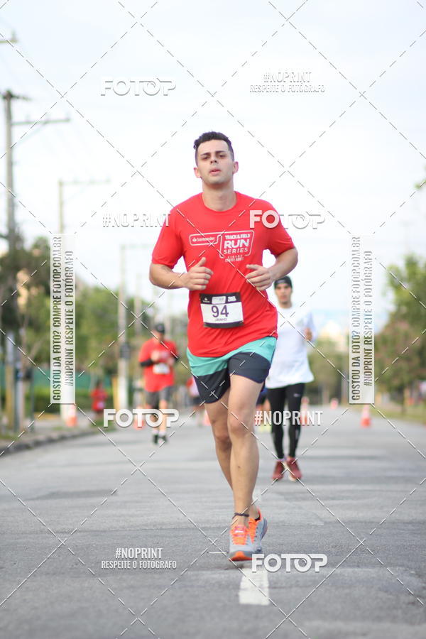 Achetez vos photos de l'vnementSantander Track&Field Run Series - Cidade Center Norte sur Fotop