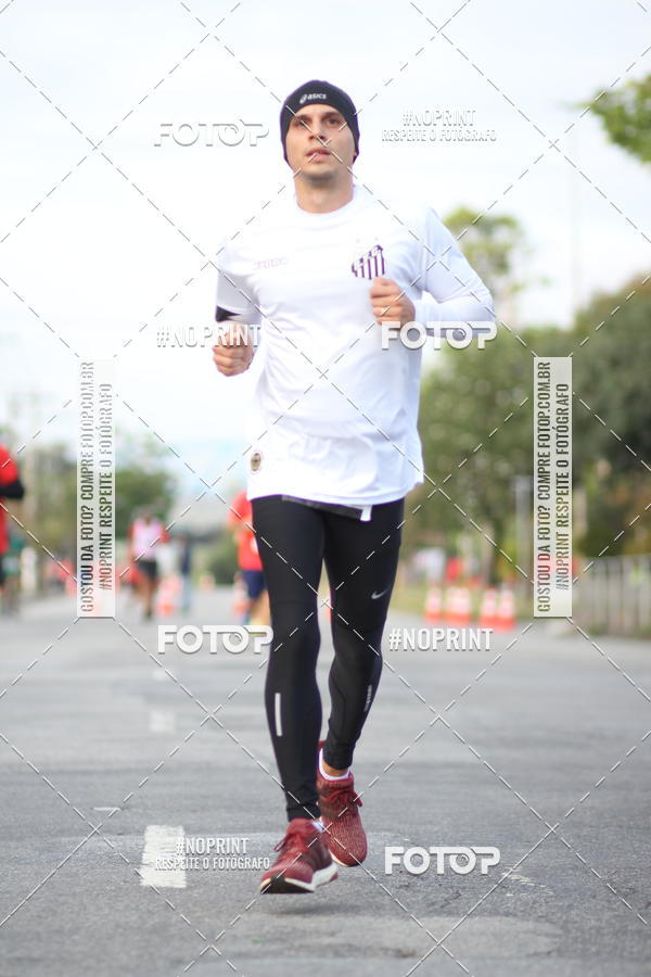 Achetez vos photos de l'vnementSantander Track&Field Run Series - Cidade Center Norte sur Fotop
