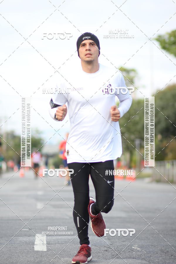 Achetez vos photos de l'vnementSantander Track&Field Run Series - Cidade Center Norte sur Fotop