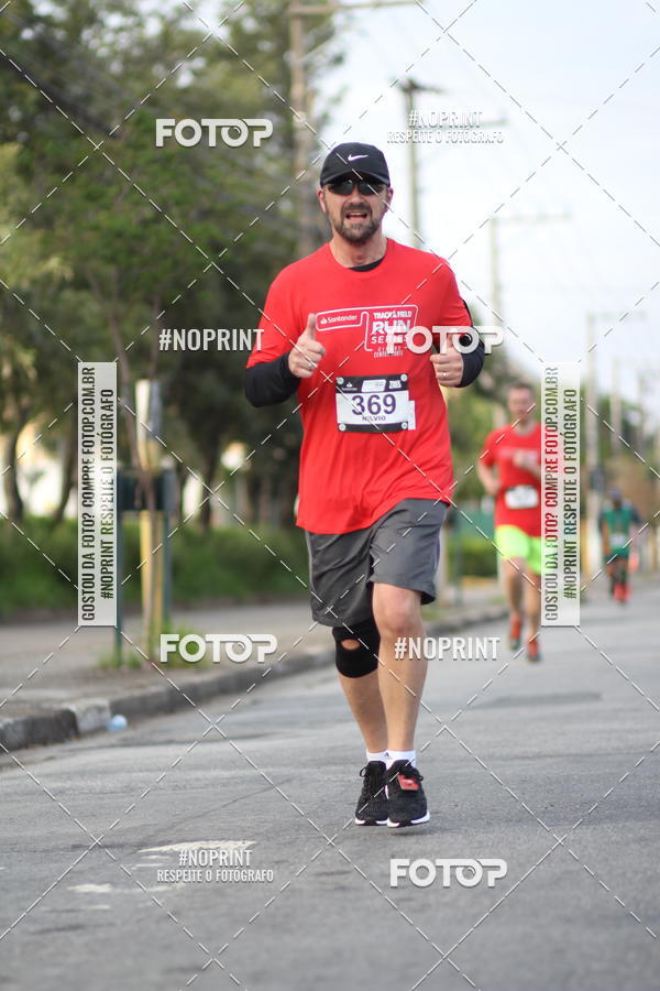 Achetez vos photos de l'vnementSantander Track&Field Run Series - Cidade Center Norte sur Fotop