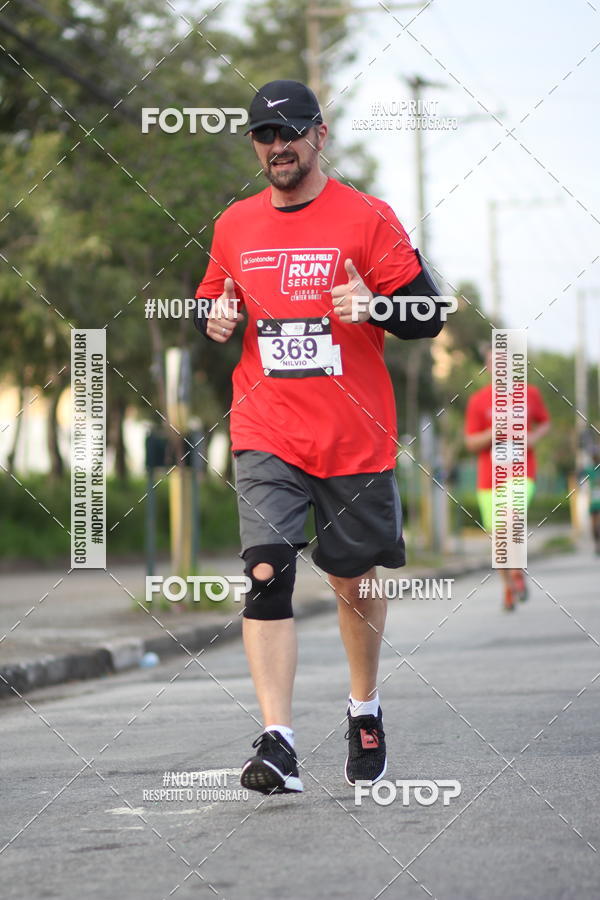 Achetez vos photos de l'vnementSantander Track&Field Run Series - Cidade Center Norte sur Fotop