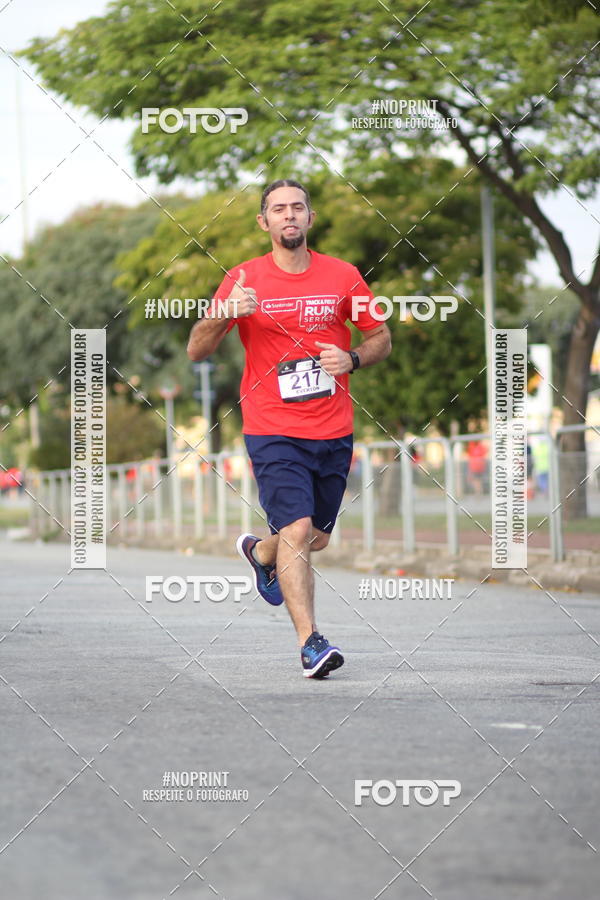 Compre suas fotos do eventoSantander Track&Field Run Series - Cidade Center Norte no Fotop
