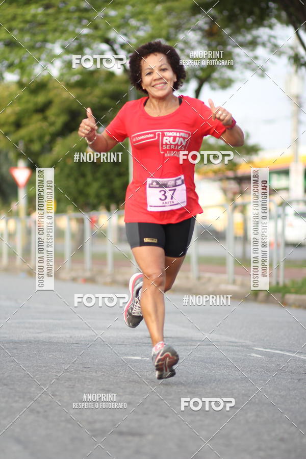 Compre suas fotos do eventoSantander Track&Field Run Series - Cidade Center Norte no Fotop