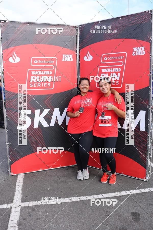 Compre as suas fotos do eventoSantander Track&Field Run Series - Cidade Center Norte no Fotop