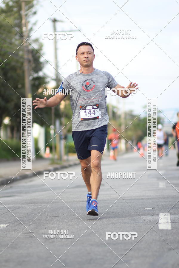 Buy your photos of the eventSantander Track&Field Run Series - Cidade Center Norte on Fotop