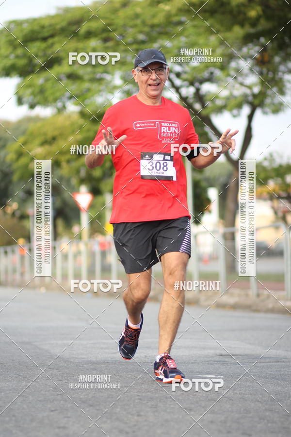 Achetez vos photos de l'vnementSantander Track&Field Run Series - Cidade Center Norte sur Fotop