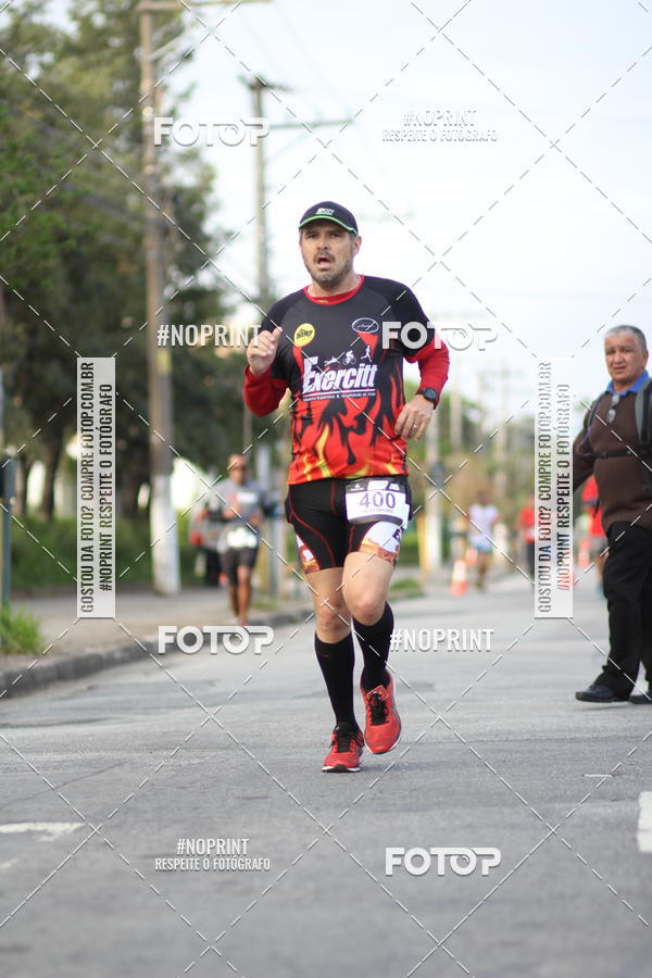 Achetez vos photos de l'vnementSantander Track&Field Run Series - Cidade Center Norte sur Fotop