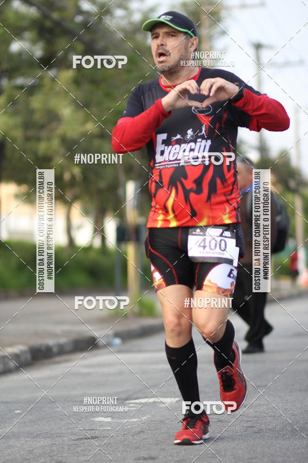 Achetez vos photos de l'vnementSantander Track&Field Run Series - Cidade Center Norte sur Fotop