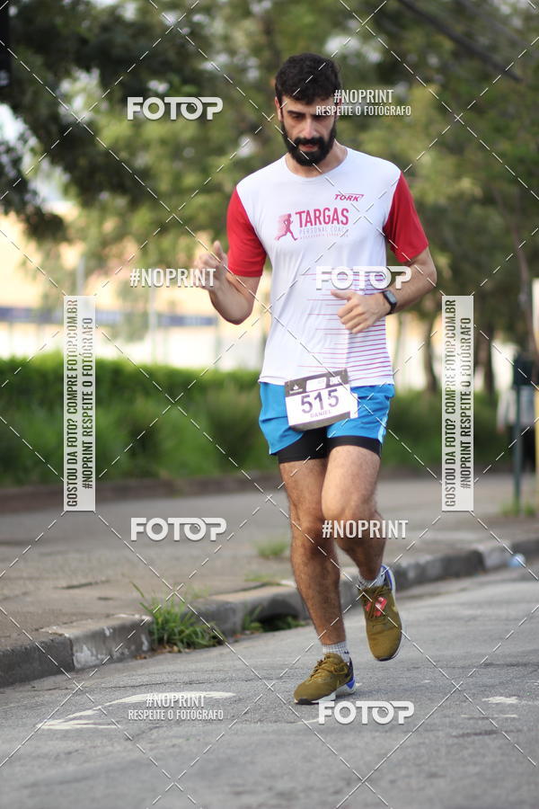Achetez vos photos de l'vnementSantander Track&Field Run Series - Cidade Center Norte sur Fotop