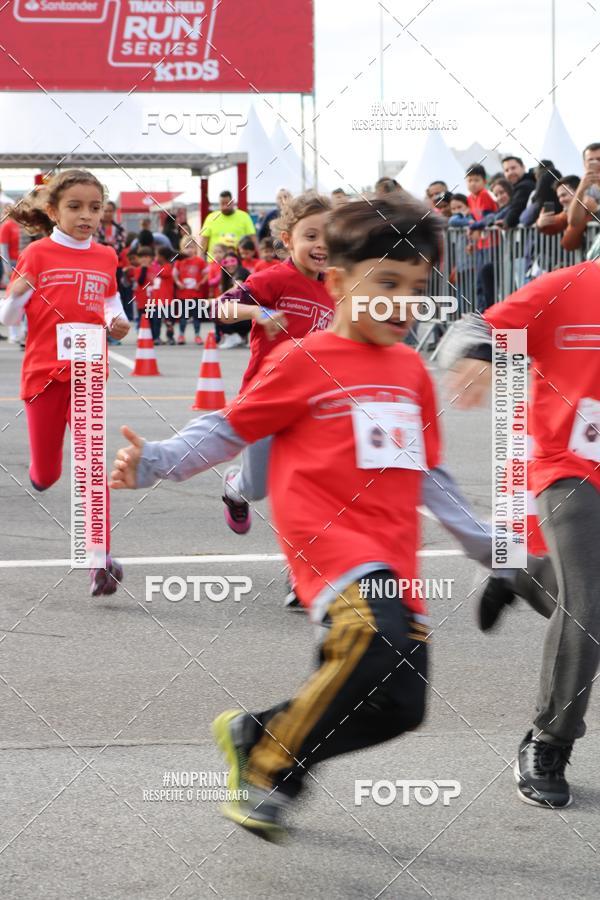 Compre suas fotos do eventoSantander Track&Field Run Series - Cidade Center Norte no Fotop