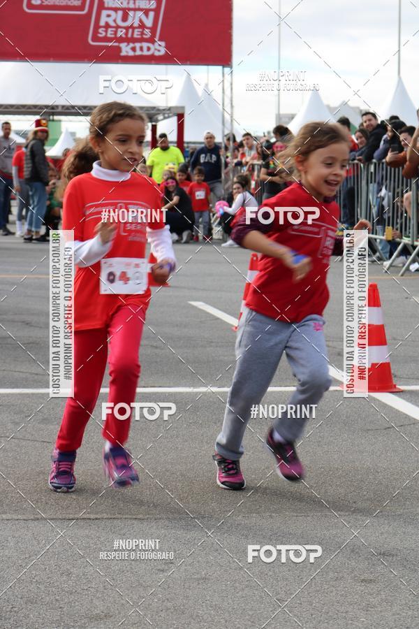 Compre suas fotos do eventoSantander Track&Field Run Series - Cidade Center Norte no Fotop