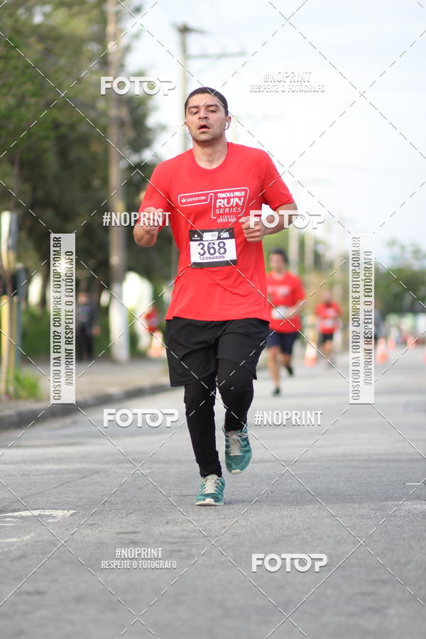 Compra tus fotos del eventoSantander Track&Field Run Series - Cidade Center Norte En Fotop