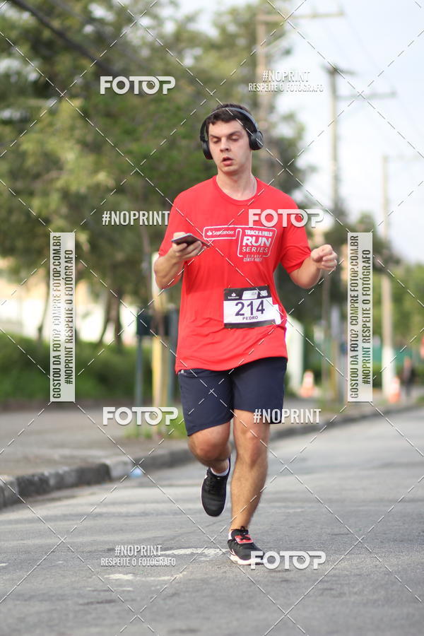 Compra tus fotos del eventoSantander Track&Field Run Series - Cidade Center Norte En Fotop