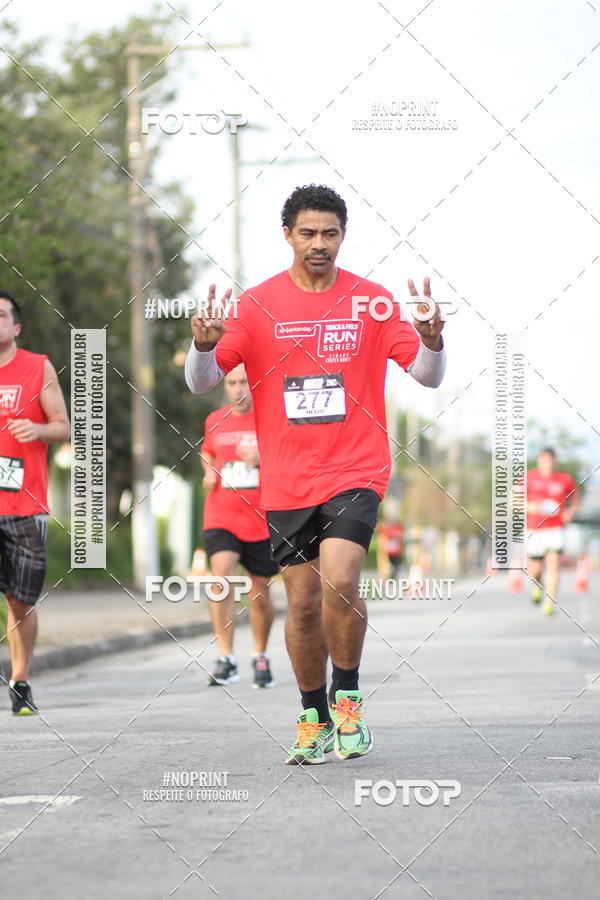 Compra tus fotos del eventoSantander Track&Field Run Series - Cidade Center Norte En Fotop