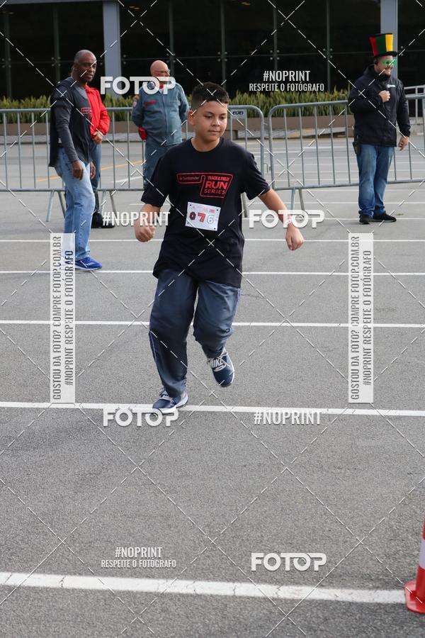 Compre suas fotos do eventoSantander Track&Field Run Series - Cidade Center Norte no Fotop