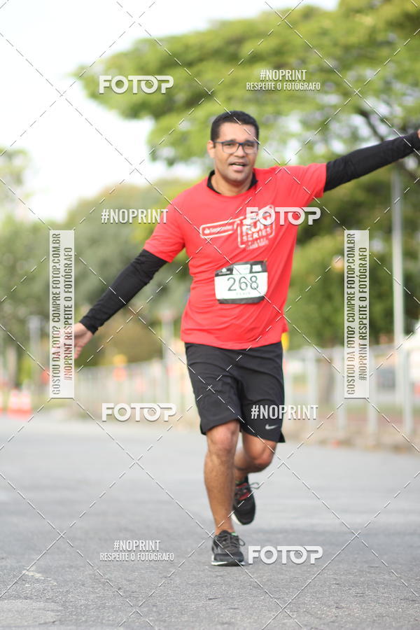 Compra tus fotos del eventoSantander Track&Field Run Series - Cidade Center Norte En Fotop