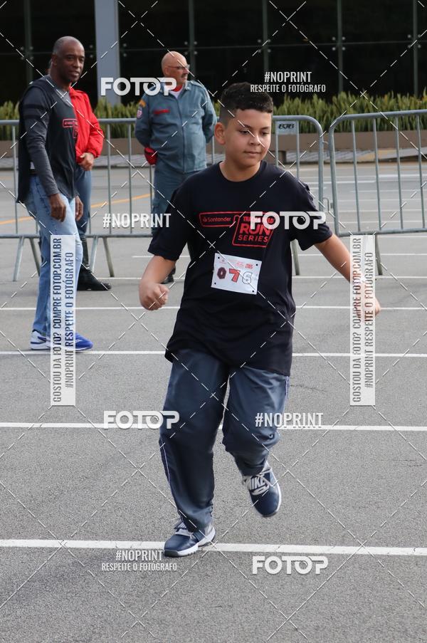 Compre suas fotos do eventoSantander Track&Field Run Series - Cidade Center Norte no Fotop
