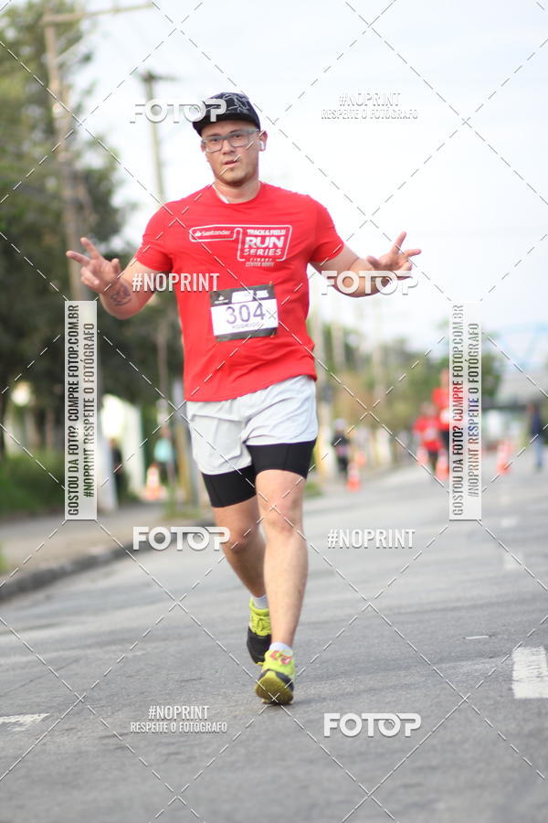 Compra tus fotos del eventoSantander Track&Field Run Series - Cidade Center Norte En Fotop