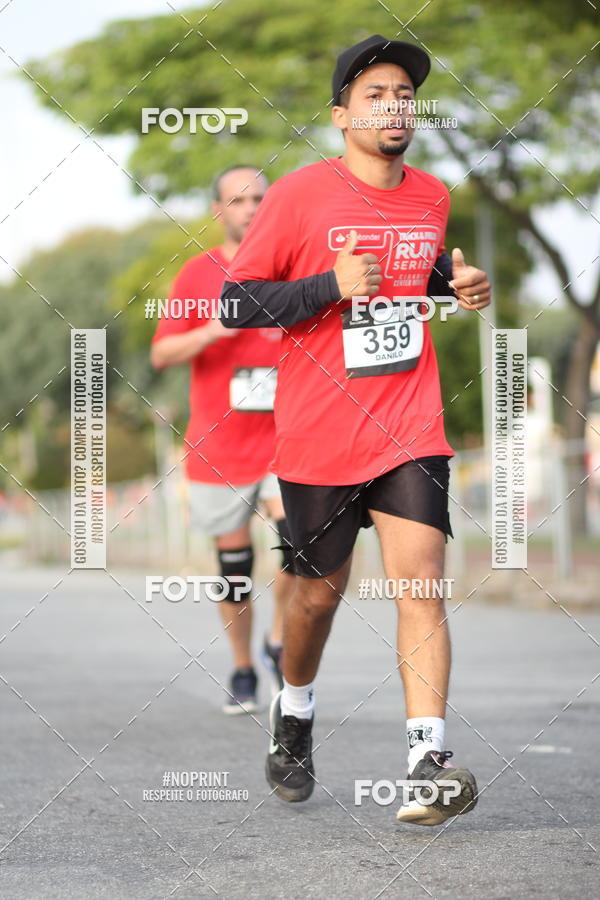 Achetez vos photos de l'vnementSantander Track&Field Run Series - Cidade Center Norte sur Fotop