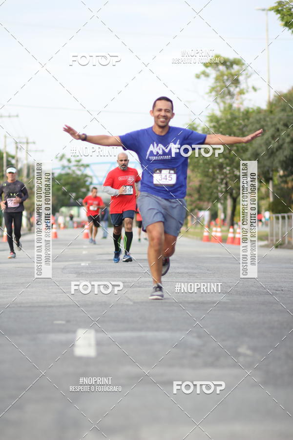 Achetez vos photos de l'vnementSantander Track&Field Run Series - Cidade Center Norte sur Fotop