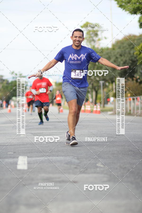 Achetez vos photos de l'vnementSantander Track&Field Run Series - Cidade Center Norte sur Fotop