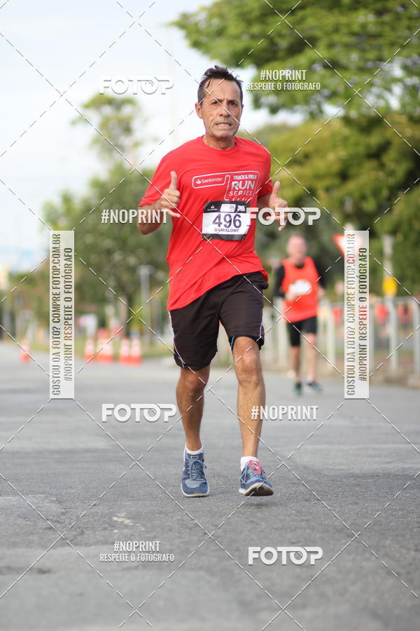 Achetez vos photos de l'vnementSantander Track&Field Run Series - Cidade Center Norte sur Fotop