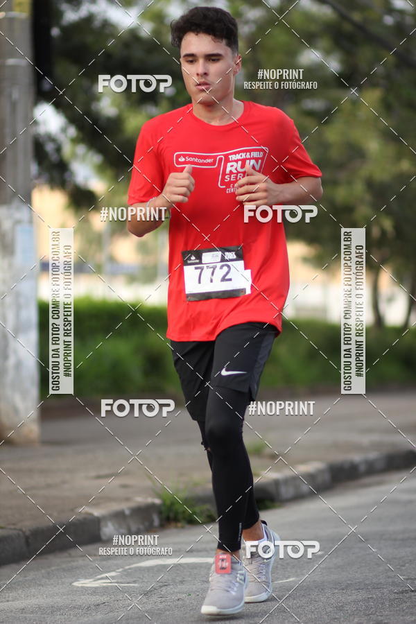 Acquista le foto dell'eventoSantander Track&Field Run Series - Cidade Center Norte in Fotop