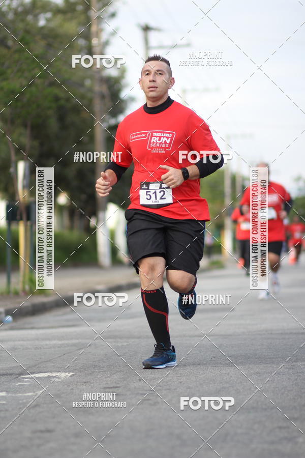 Compra tus fotos del eventoSantander Track&Field Run Series - Cidade Center Norte En Fotop