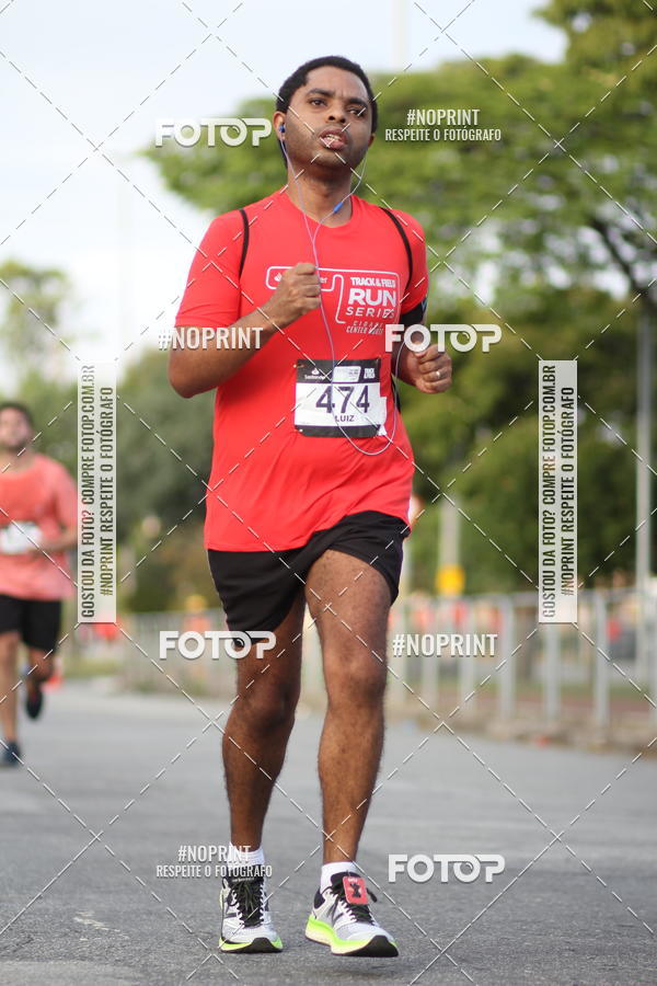 Compra tus fotos del eventoSantander Track&Field Run Series - Cidade Center Norte En Fotop