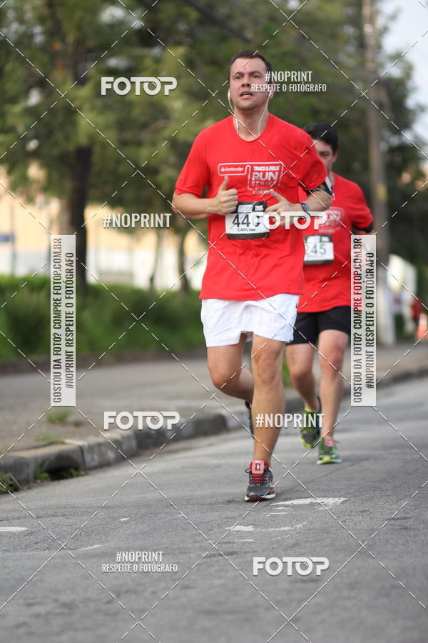 Acquista le foto dell'eventoSantander Track&Field Run Series - Cidade Center Norte in Fotop