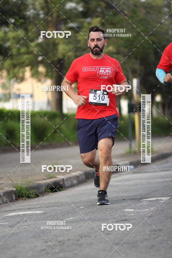 Acquista le foto dell'eventoSantander Track&Field Run Series - Cidade Center Norte in Fotop
