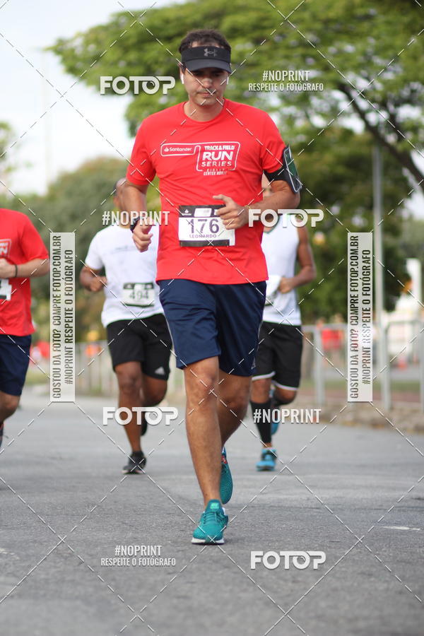 Acquista le foto dell'eventoSantander Track&Field Run Series - Cidade Center Norte in Fotop