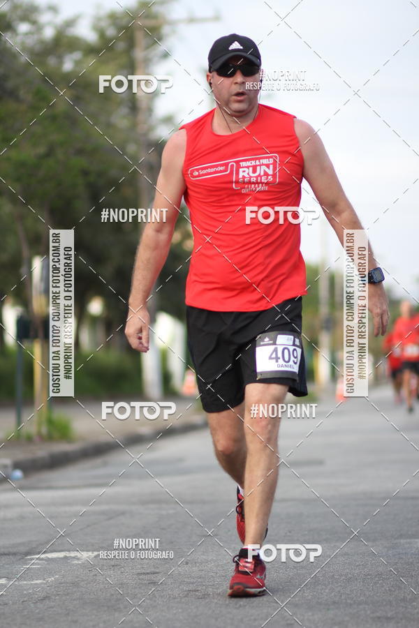 Compre suas fotos do eventoSantander Track&Field Run Series - Cidade Center Norte no Fotop