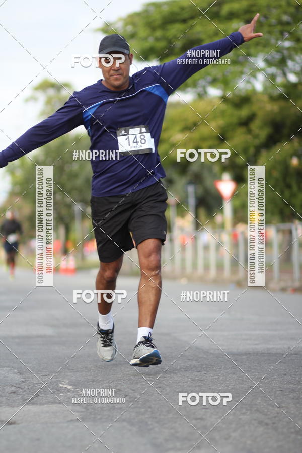Compre suas fotos do eventoSantander Track&Field Run Series - Cidade Center Norte no Fotop