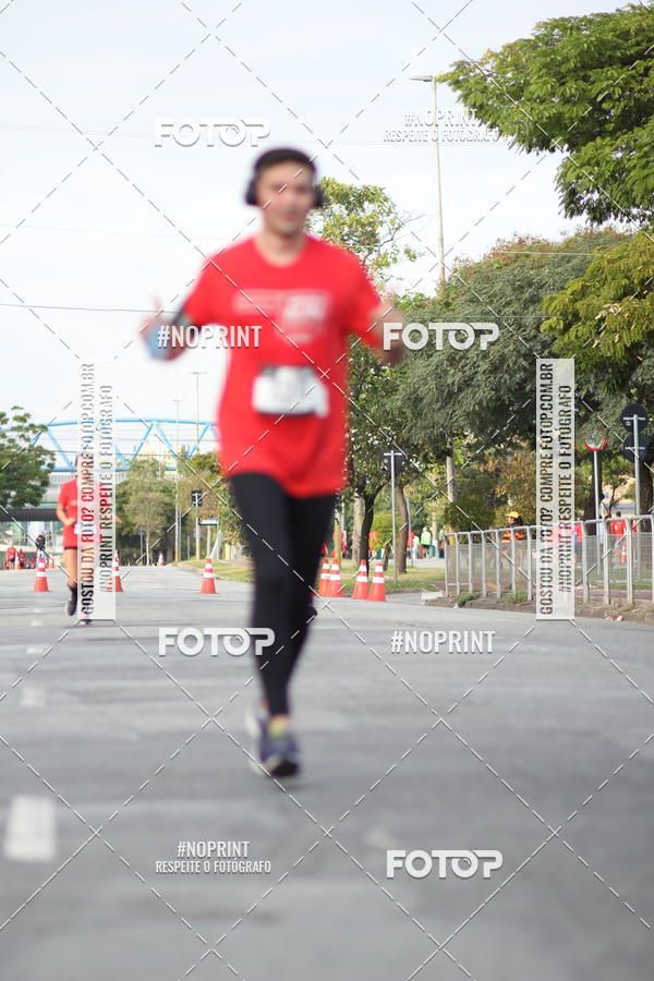 Compre suas fotos do eventoSantander Track&Field Run Series - Cidade Center Norte no Fotop