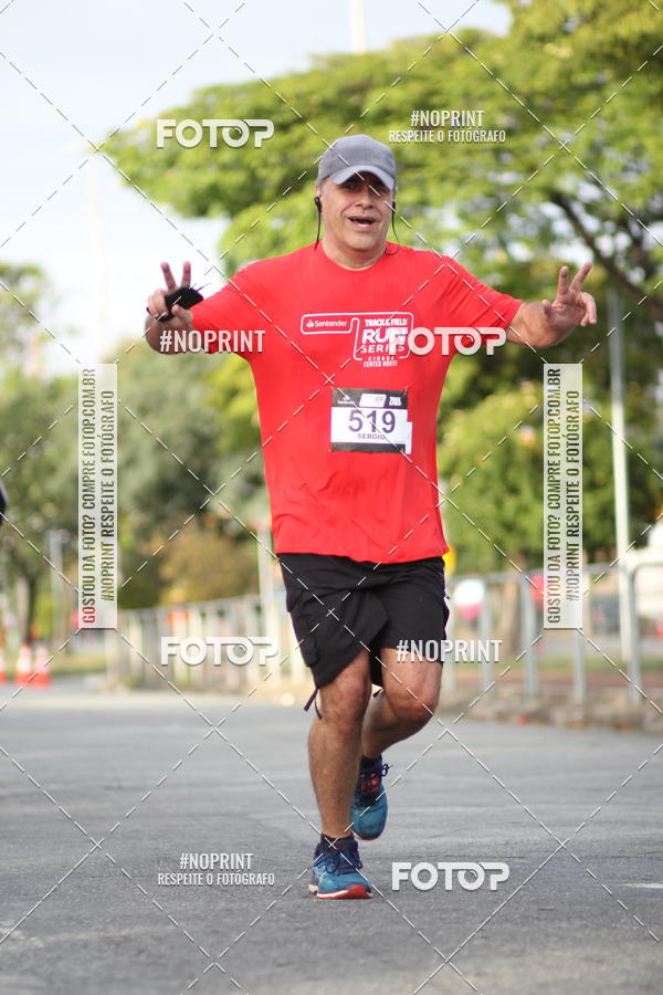 Compre suas fotos do eventoSantander Track&Field Run Series - Cidade Center Norte no Fotop