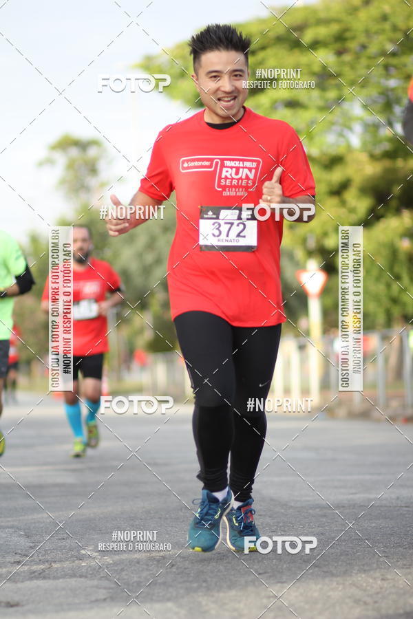 Compre as suas fotos do eventoSantander Track&Field Run Series - Cidade Center Norte no Fotop