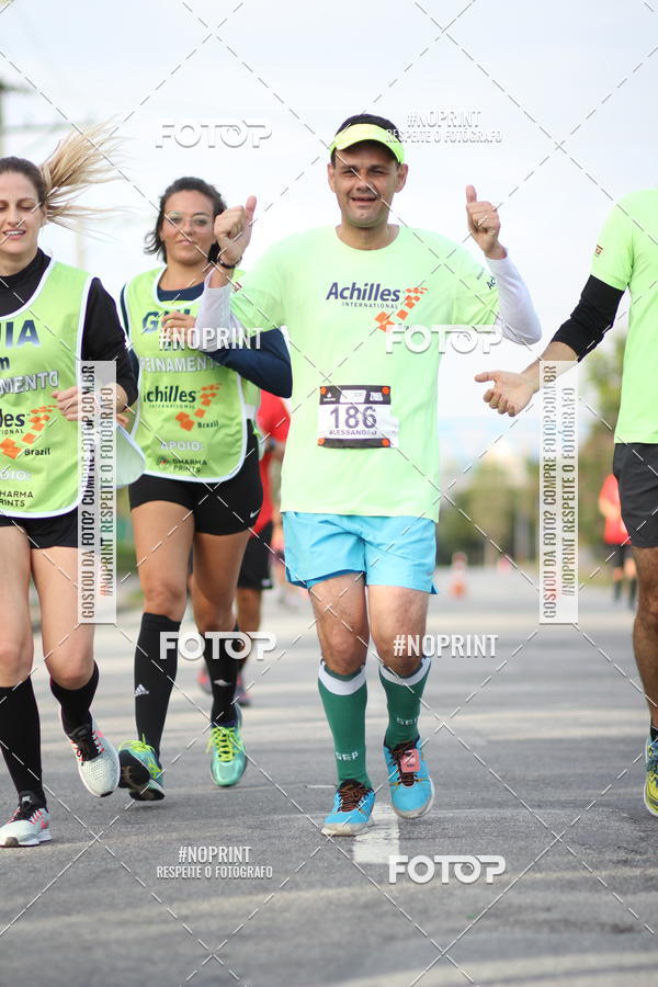 Compre as suas fotos do eventoSantander Track&Field Run Series - Cidade Center Norte no Fotop